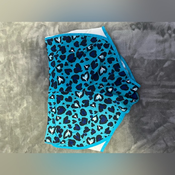 Kids Blue animal print sports short - Picture 4 of 4